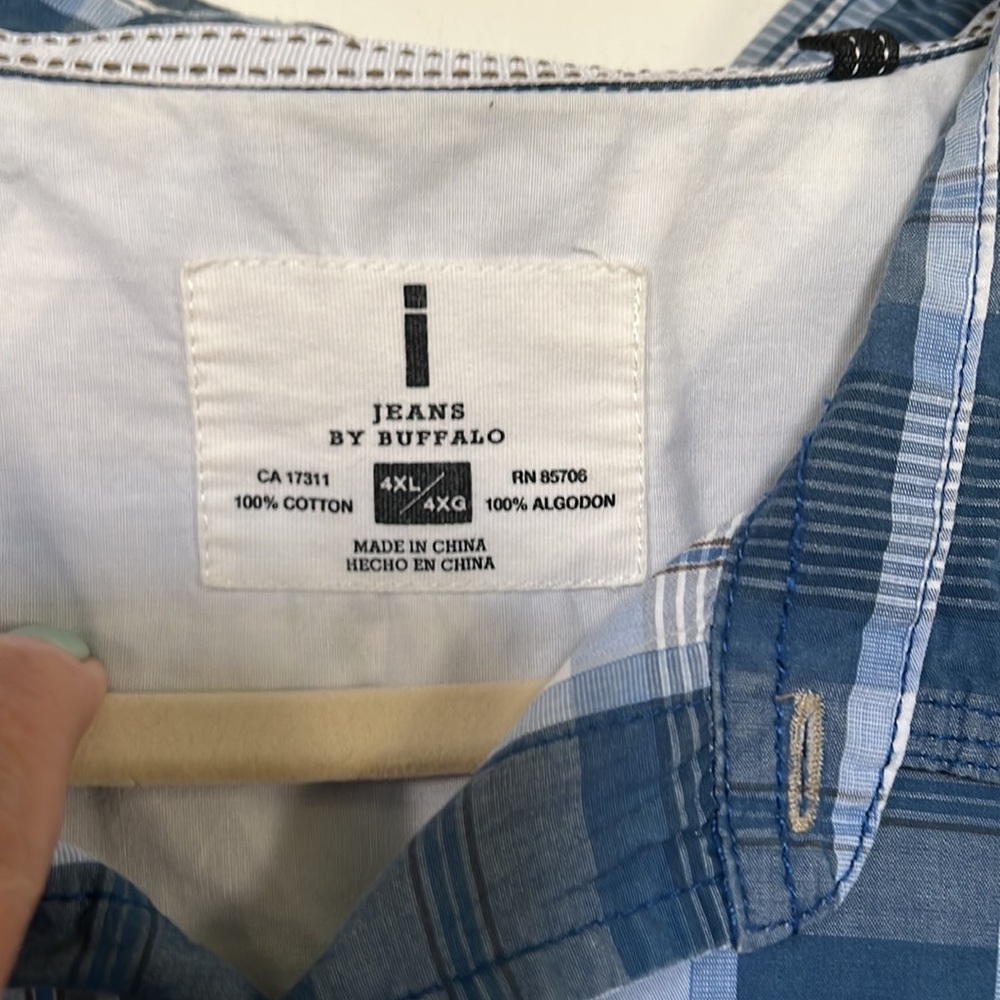 4XL Button-up Men’s Shirt - Picture 2 of 4